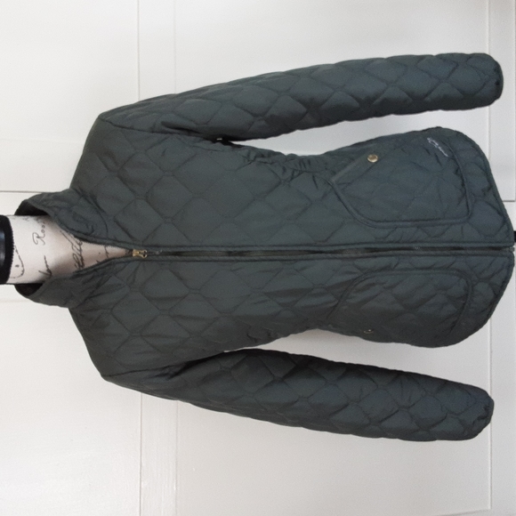 Eddie Bauer Jackets & Blazers - Quilted Eddie Bauer jacket